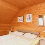 Doppelhaushaelfte In Holiday home *